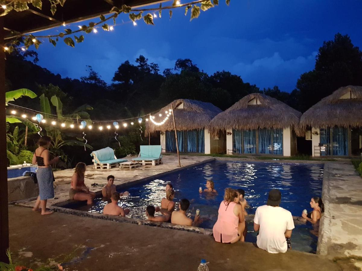 Nomadders Ha Giang Hostel Εξωτερικό φωτογραφία